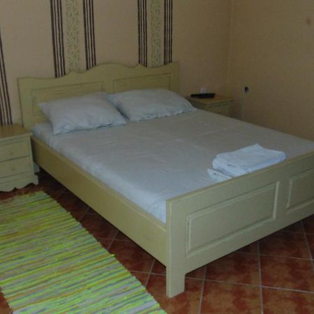 Rooms Milin Lagum Irig Exterior foto